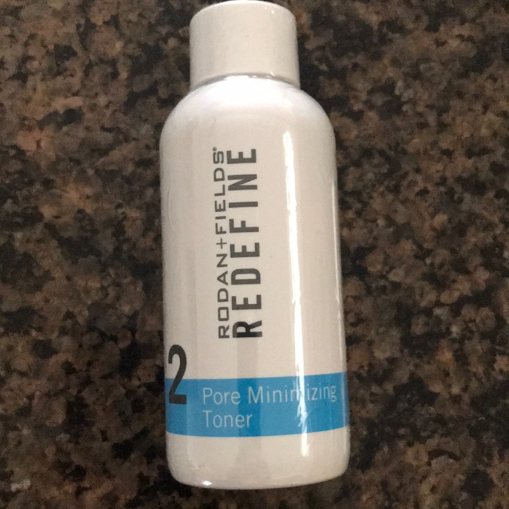 Rodan + Fields Redefine Pore Minimizing Toner